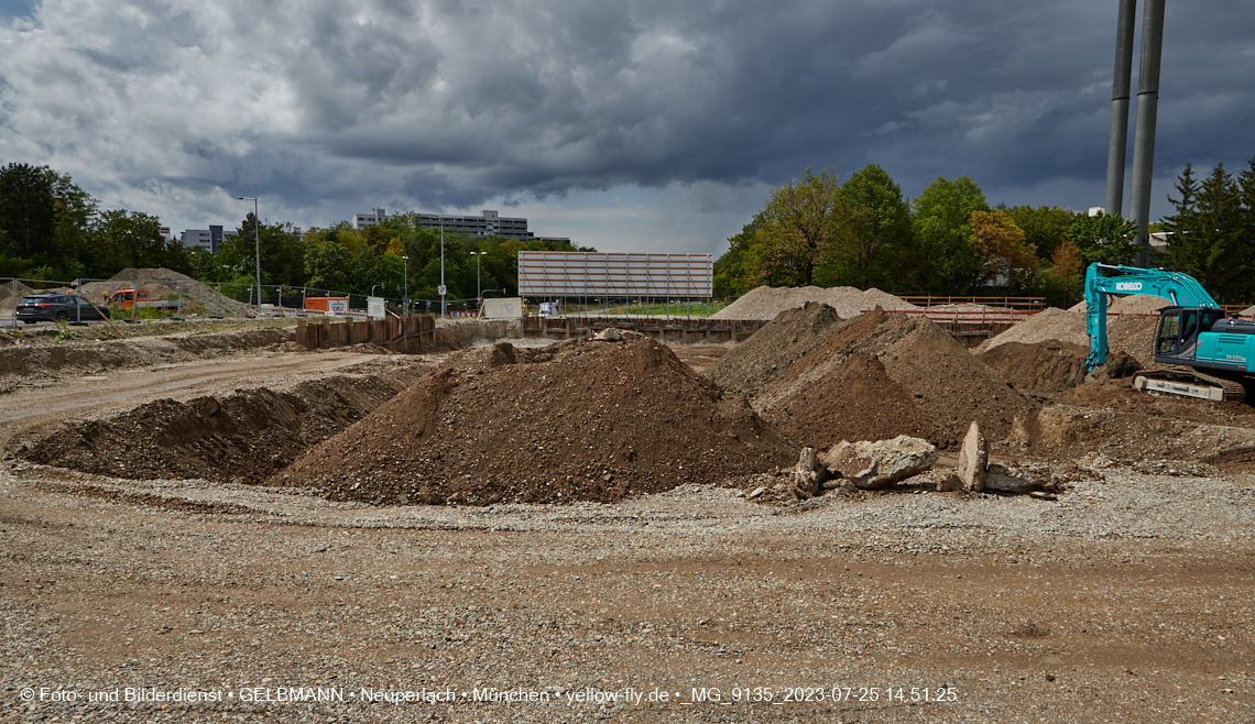 25.07.2023 - Rundgang im Alexisquartier in Neuperlach